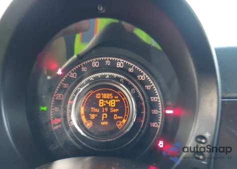 2012 Fiat 500 Sport z USA, uszkodzony, nr VIN 3C3CFFBRXCT183946